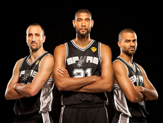 周末期间的 周末期间的